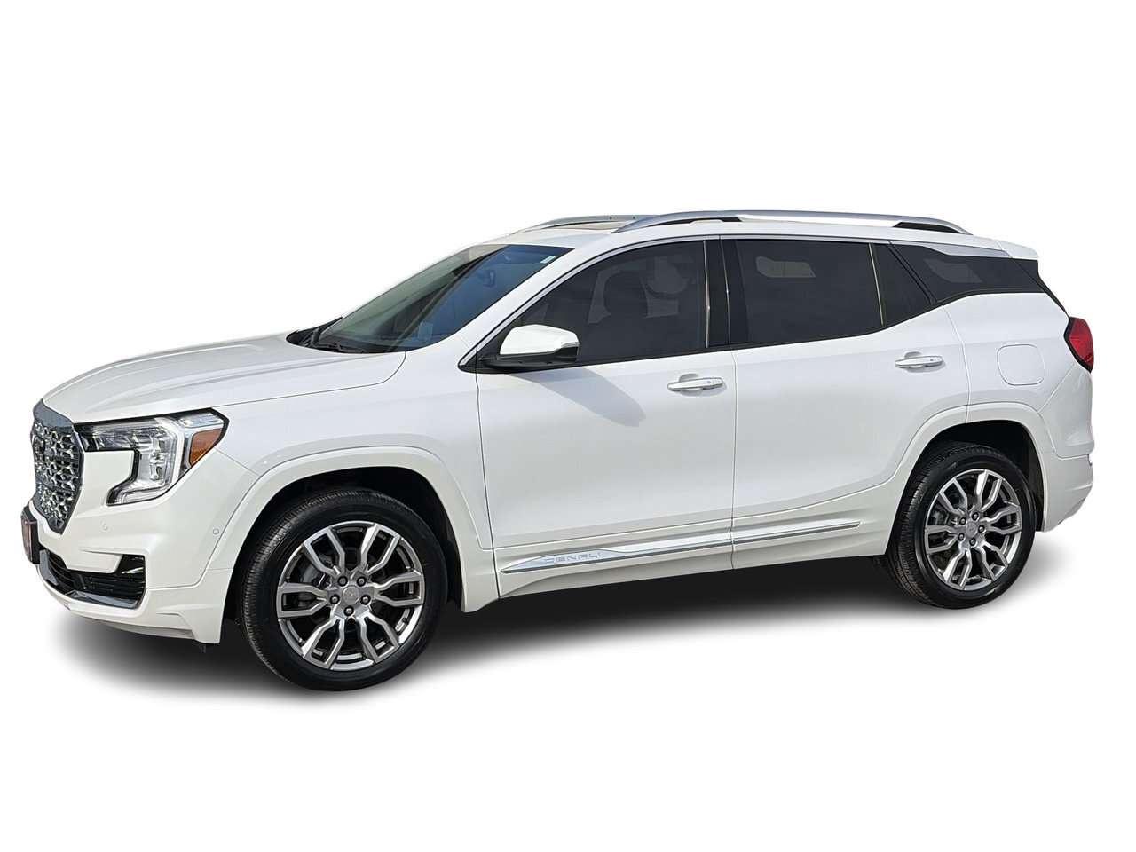 2024 GMC Terrain AWD Denali CERTIFIED PRE-OWNED   BOSE SOUND SYSTEM Photo