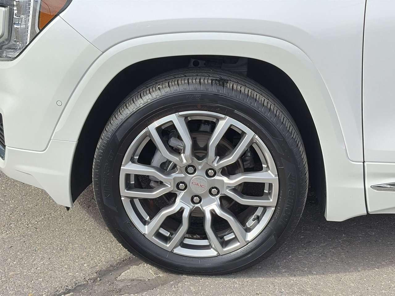 2024 GMC Terrain AWD Denali CERTIFIED PRE-OWNED   BOSE SOUND SYSTEM Photo