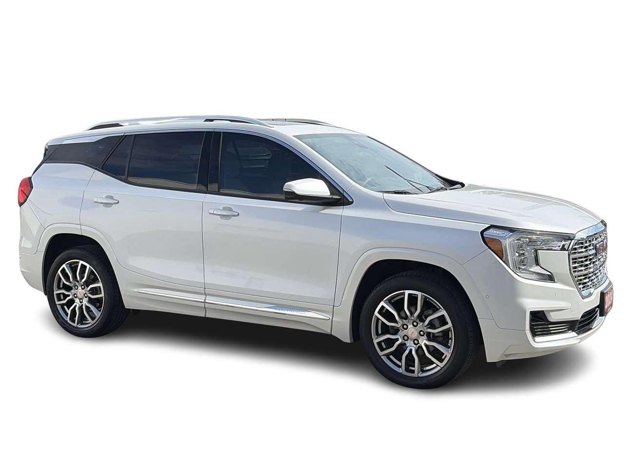 2024 GMC Terrain AWD Denali CERTIFIED PRE-OWNED   BOSE SOUND SYSTEM Photo