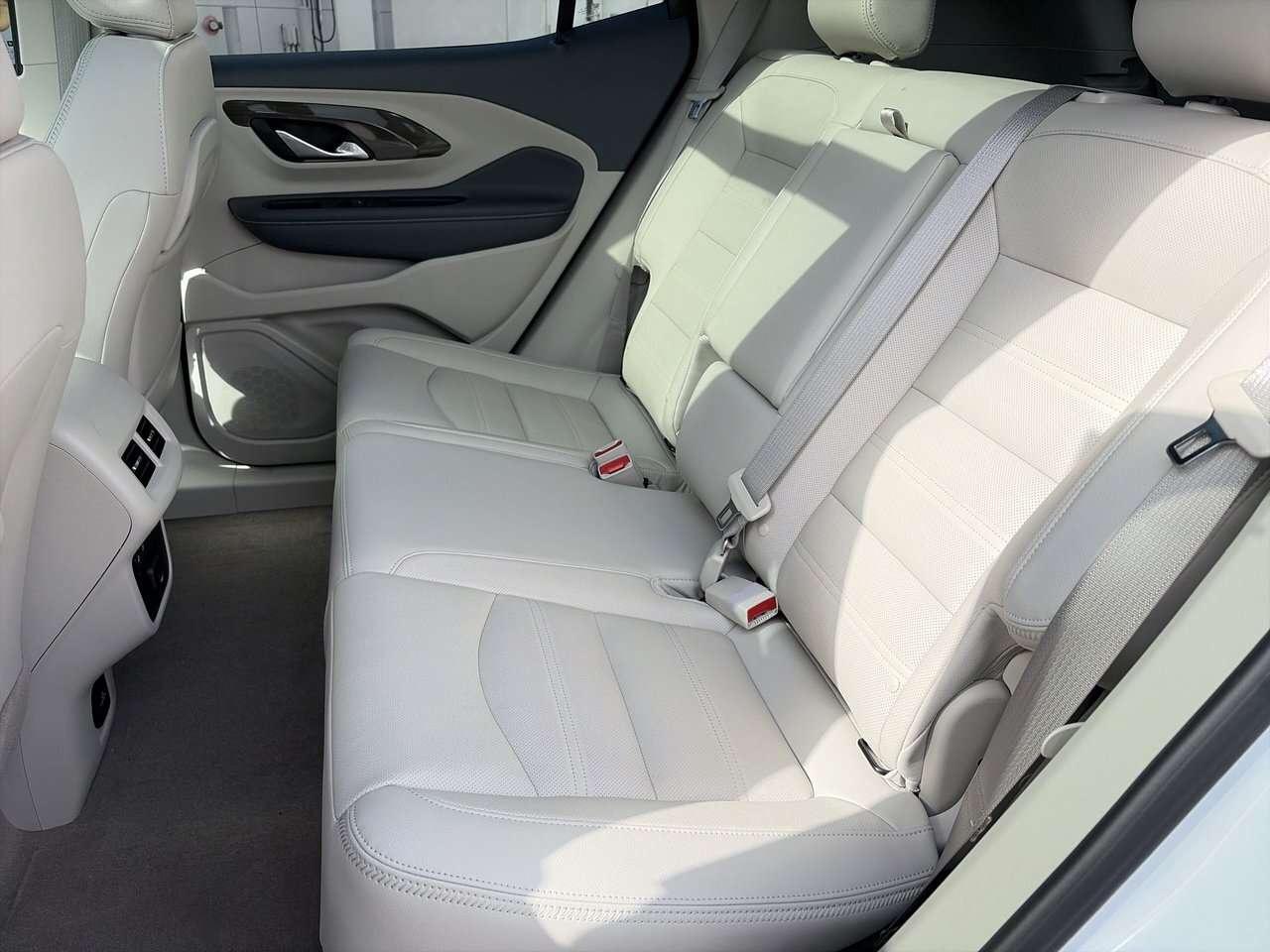 2024 GMC Terrain AWD Denali CERTIFIED PRE-OWNED   BOSE SOUND SYSTEM Photo