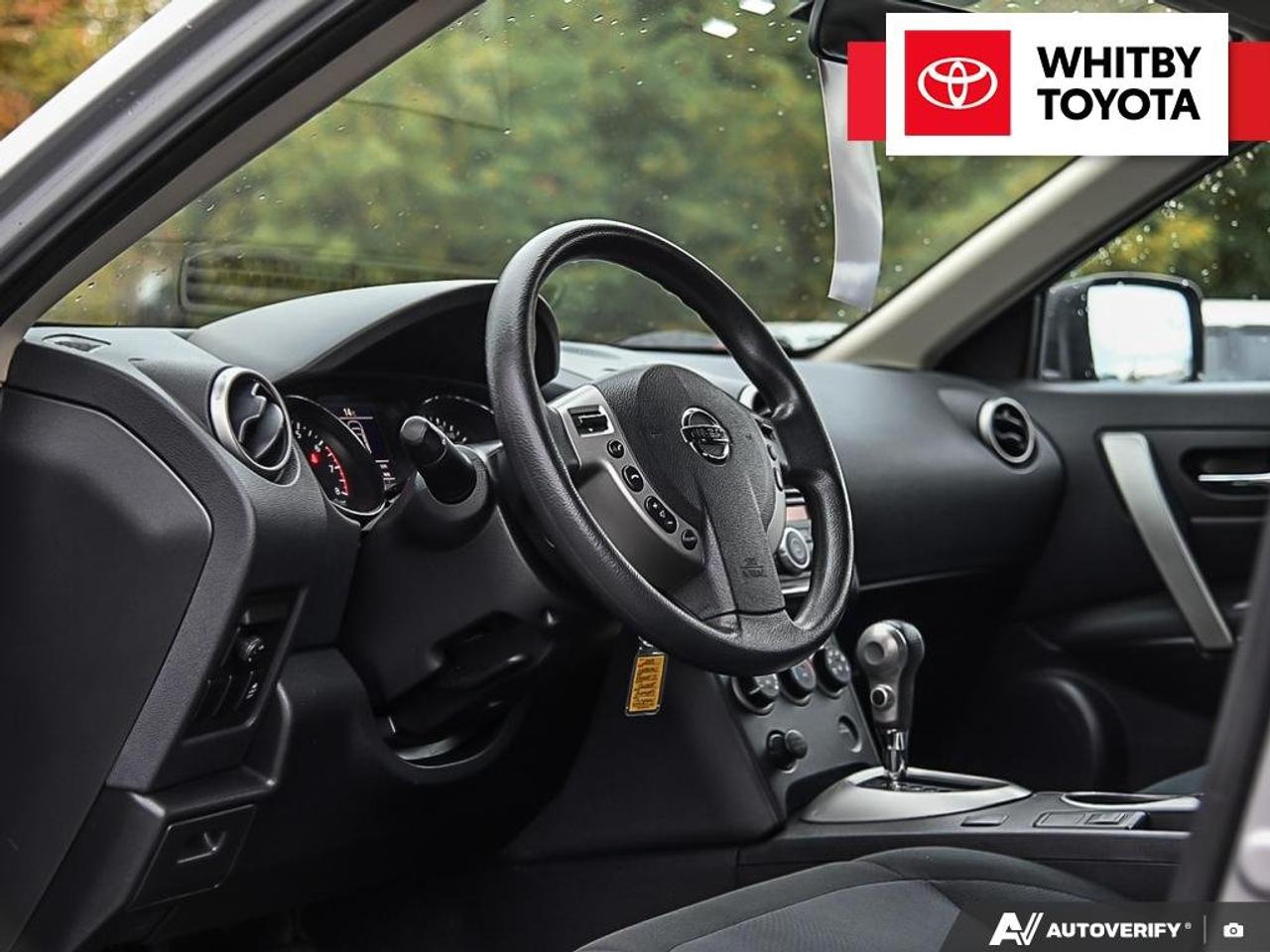 2013 Nissan Rogue S FWD 2.5L Photo