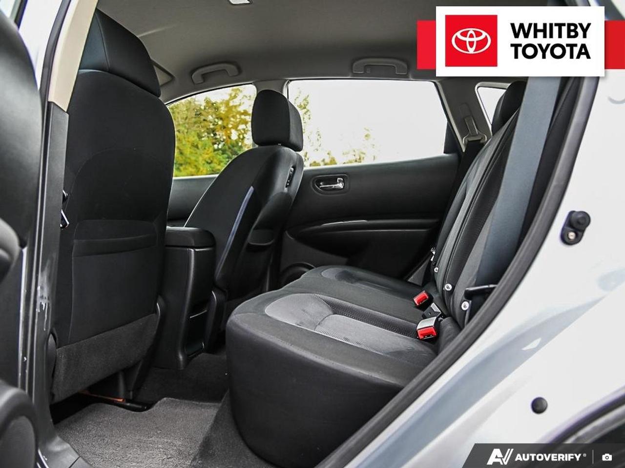 2013 Nissan Rogue S FWD 2.5L Photo