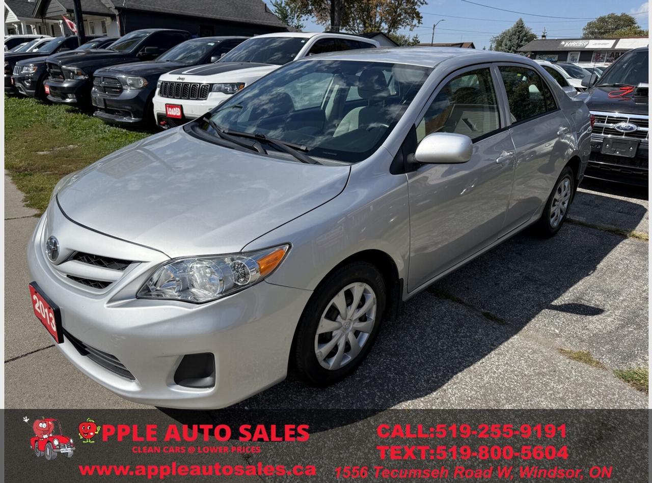 2013 Toyota Corolla LE Photo