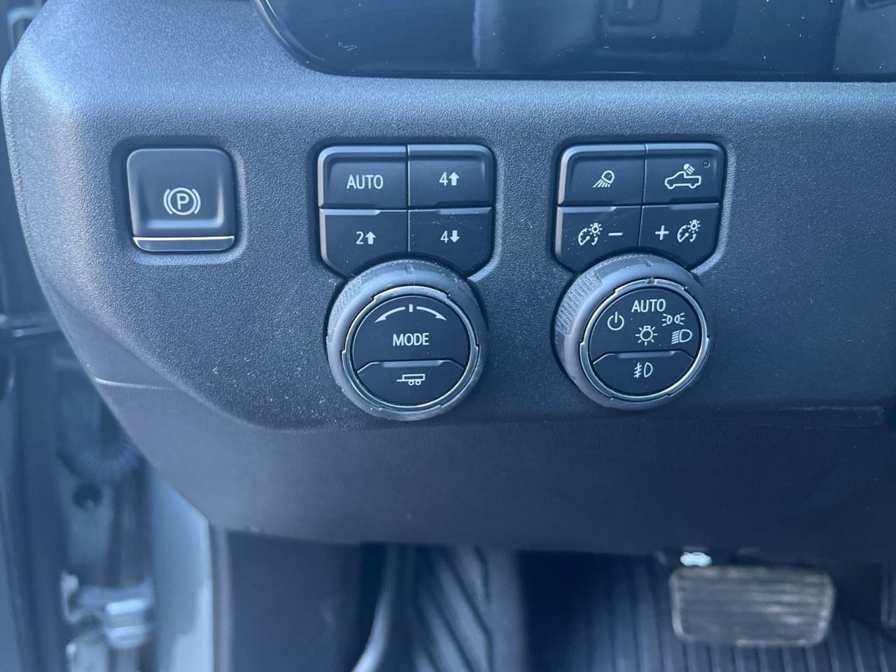 2024 Chevrolet Silverado 1500 Crew Cab Short Box 4-Wheel Drive RST Photo