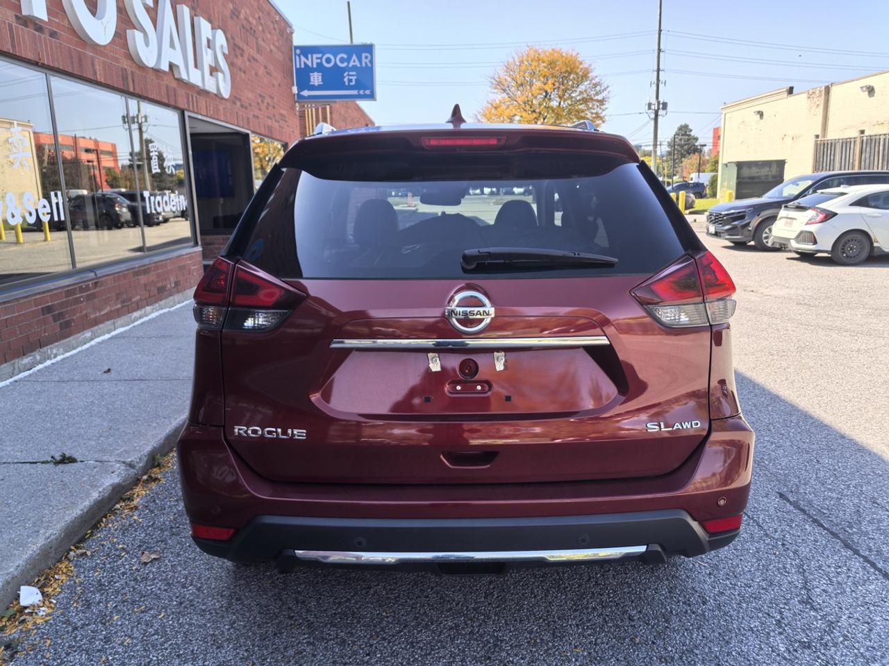 2020 Nissan Rogue SL Photo4