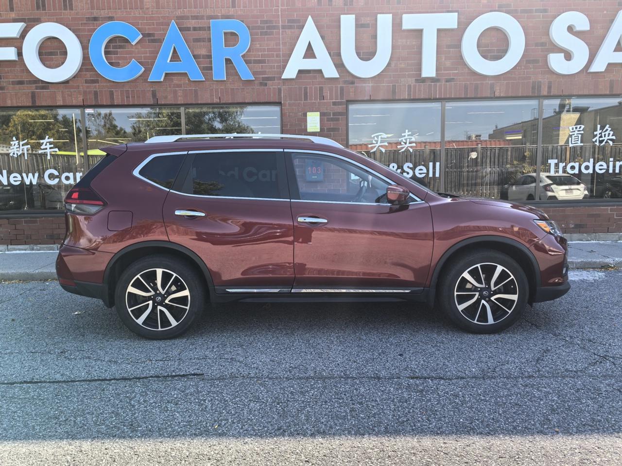 2020 Nissan Rogue SL Photo