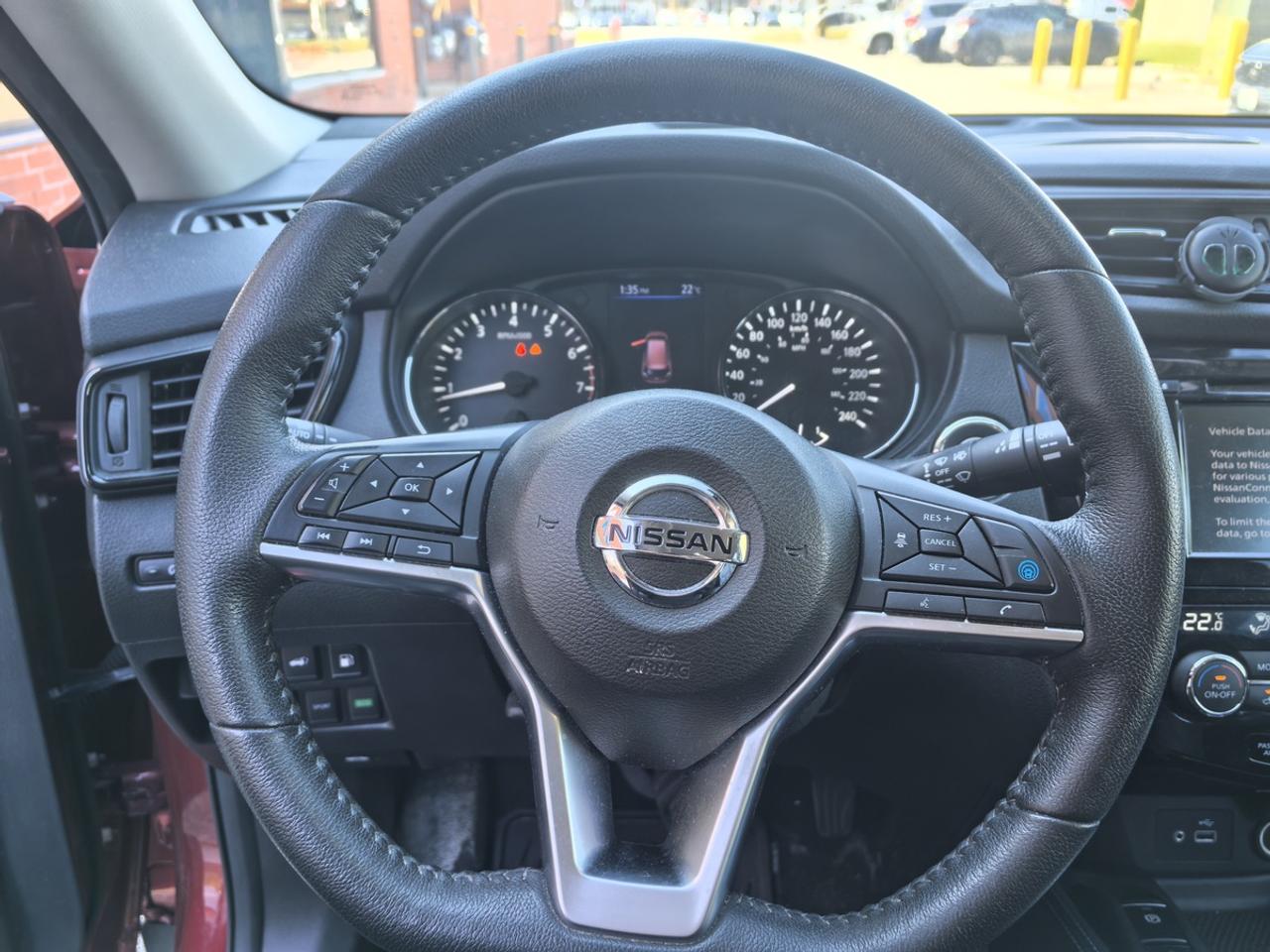 2020 Nissan Rogue SL Photo