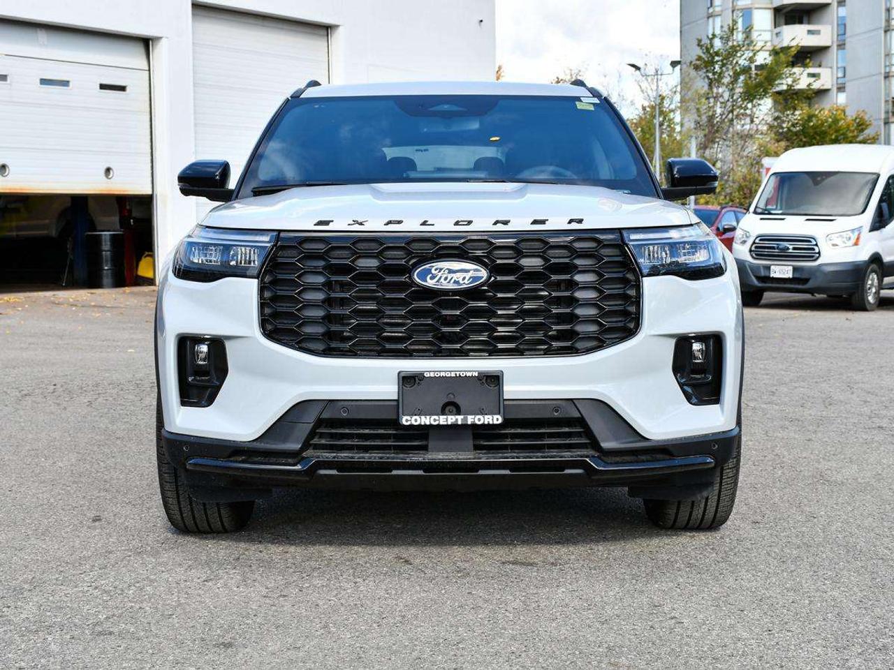 2027 Ford Explorer ST-Line Photo