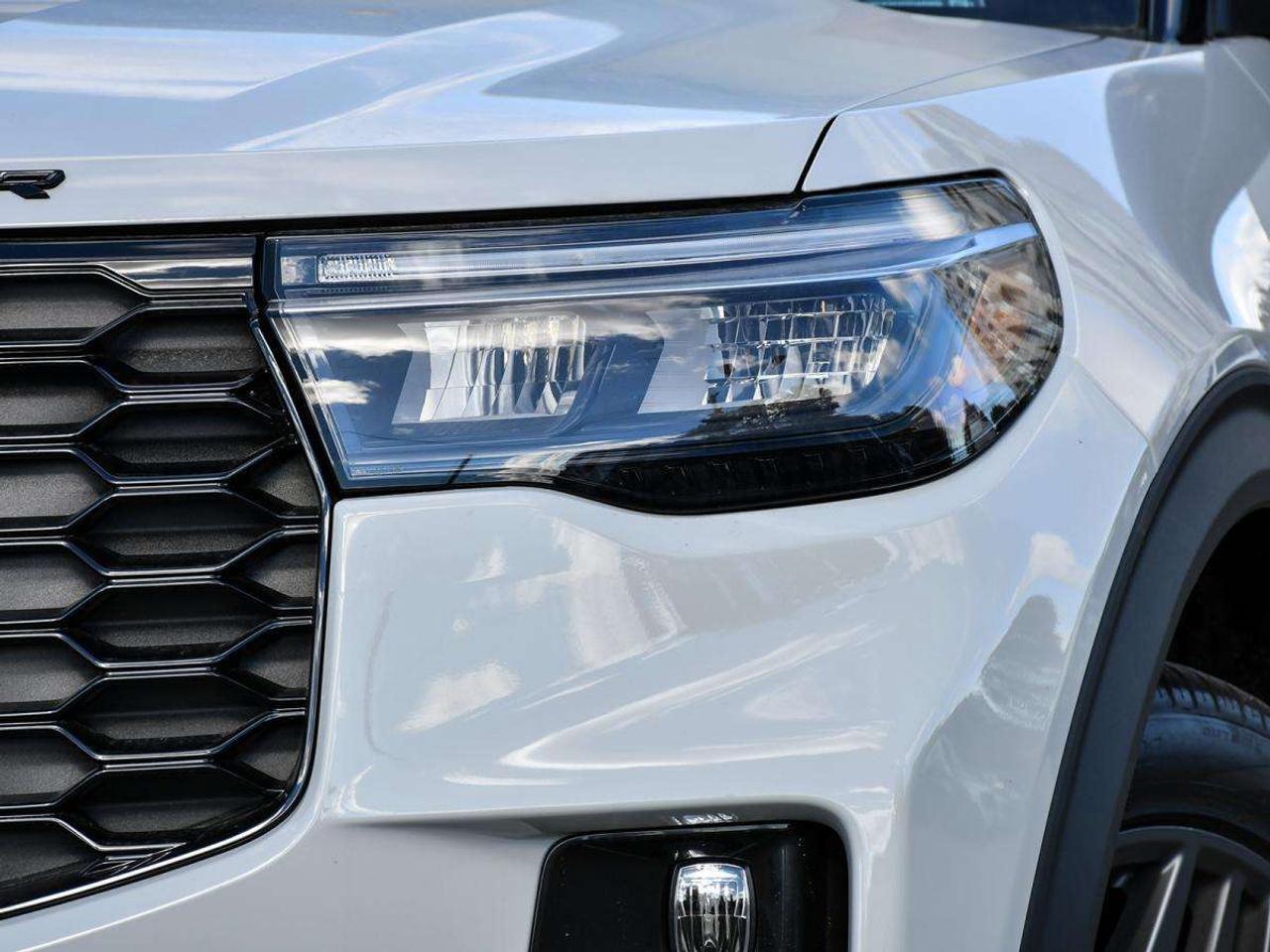 2027 Ford Explorer ST-Line Photo
