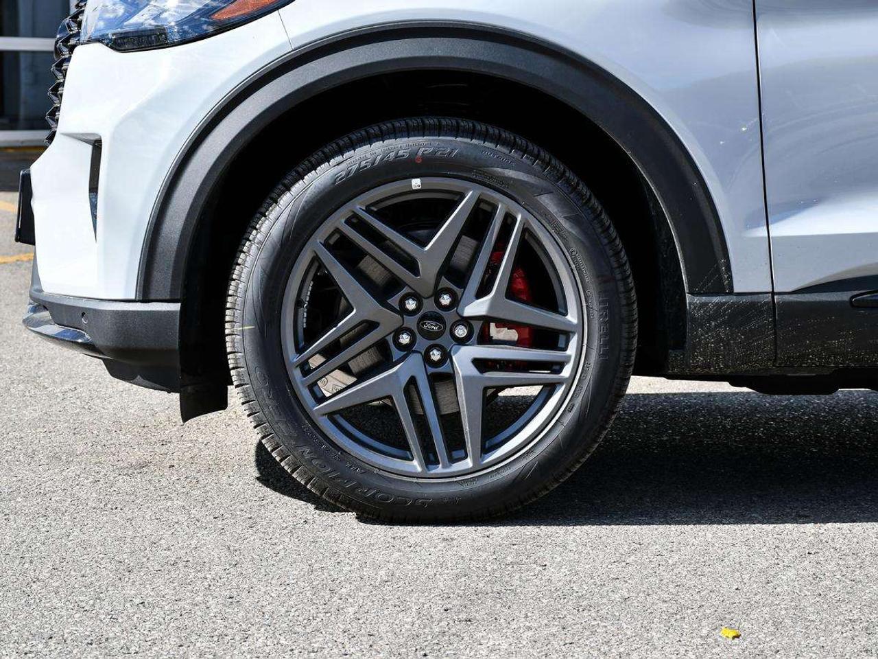 2027 Ford Explorer ST-Line Photo
