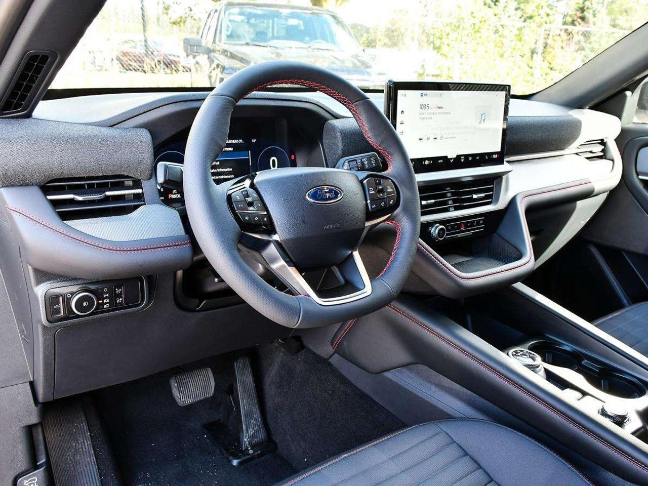 2027 Ford Explorer ST-Line Photo