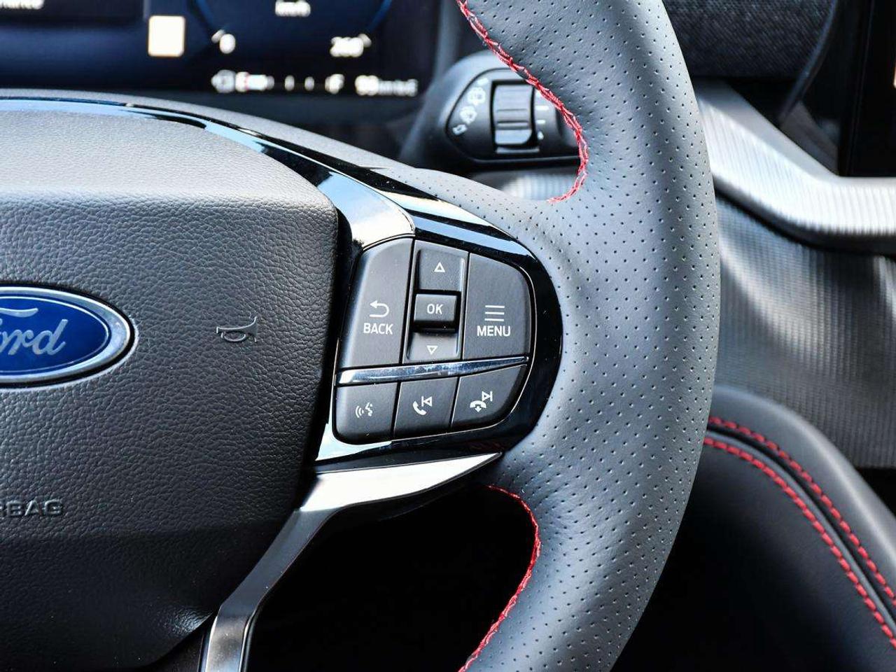 2027 Ford Explorer ST-Line Photo