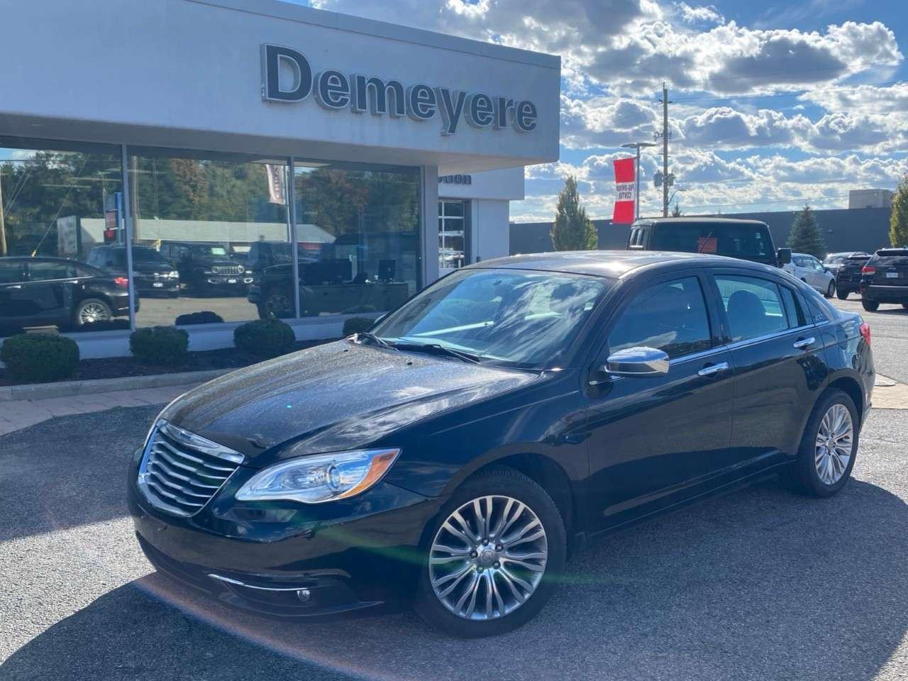 2012 Chrysler 200 4dr Sdn Limited Photo0