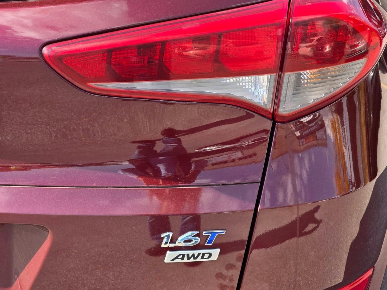 2017 Hyundai Tucson AWD 4DR 1.6L SE Photo