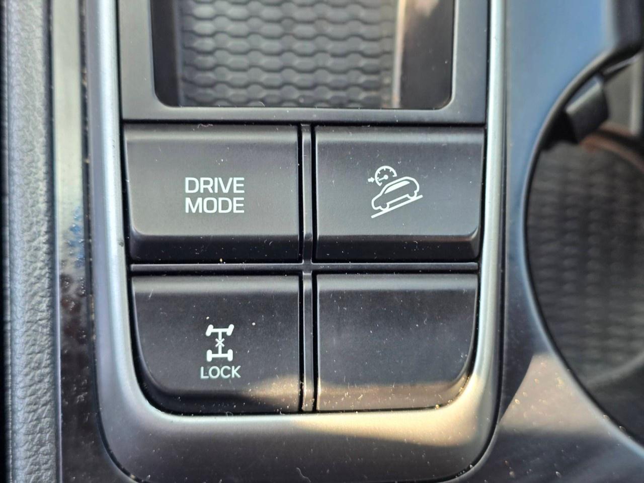 2017 Hyundai Tucson AWD 4DR 1.6L SE Photo