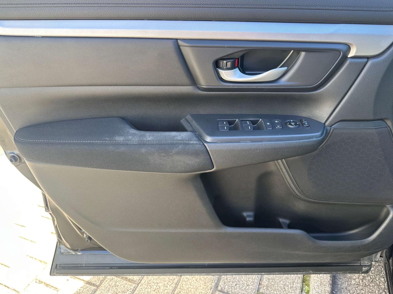 2020 Honda CR-V LX Photo