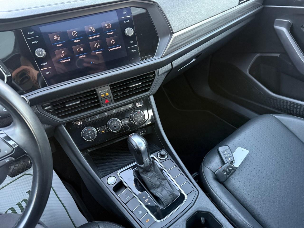 2019 Volkswagen Jetta Highline auto Photo