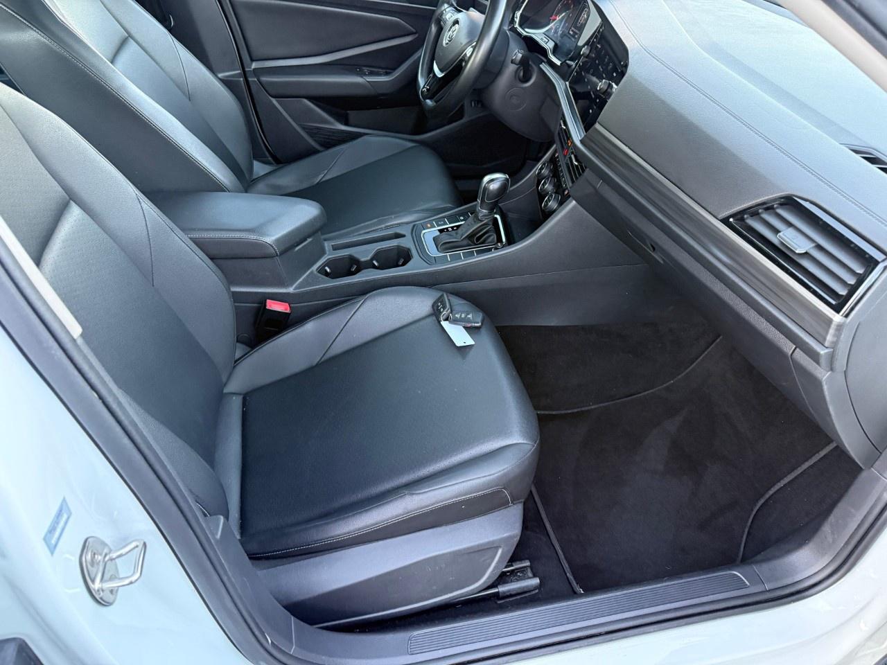 2019 Volkswagen Jetta Highline auto Photo
