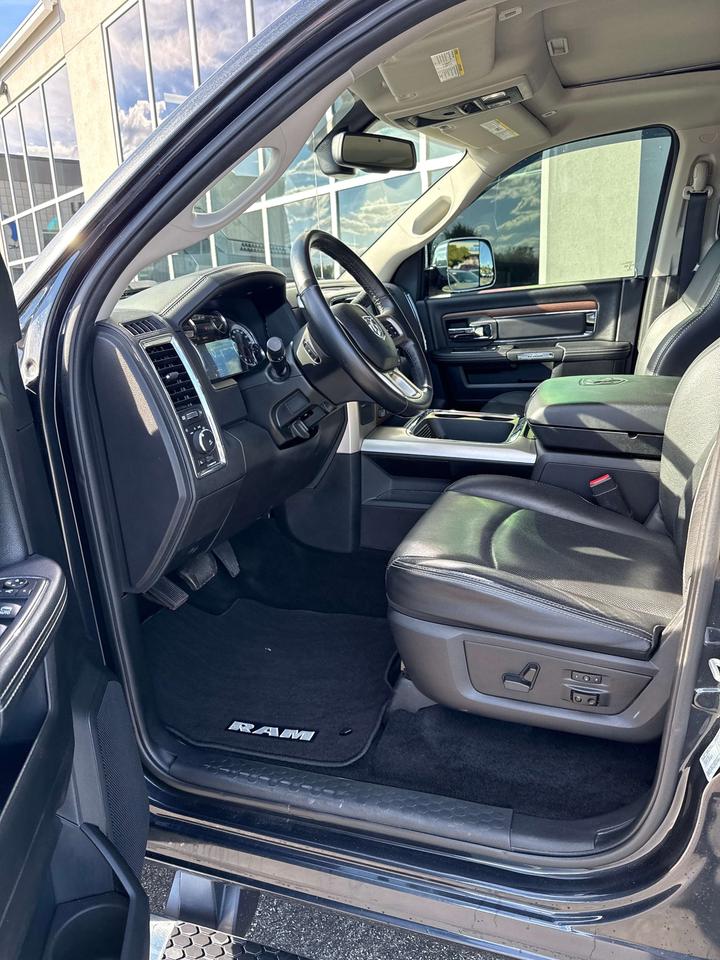2017 RAM 2500 Laramie Photo