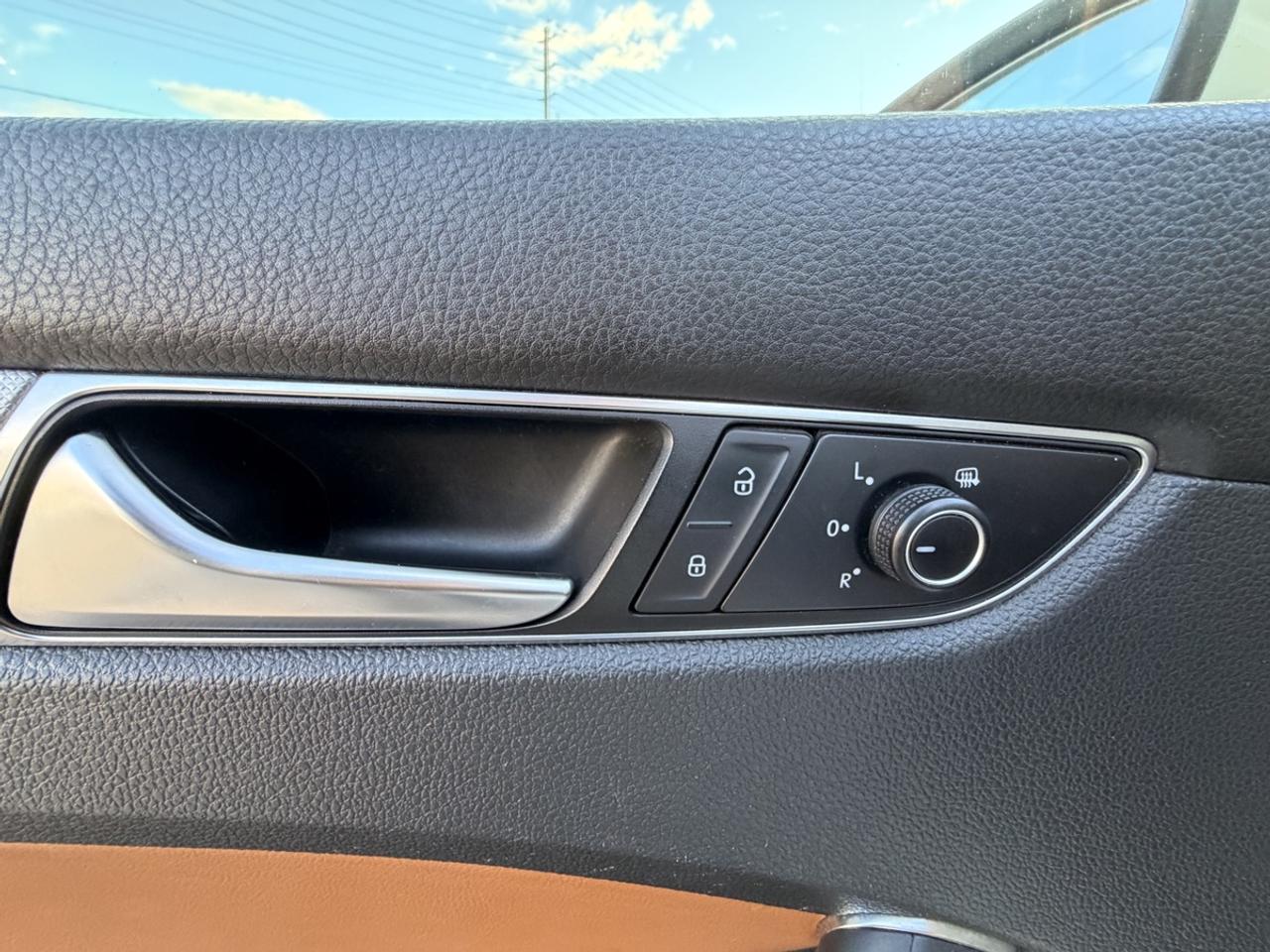 2018 Volkswagen Passat HIGHLINE Photo