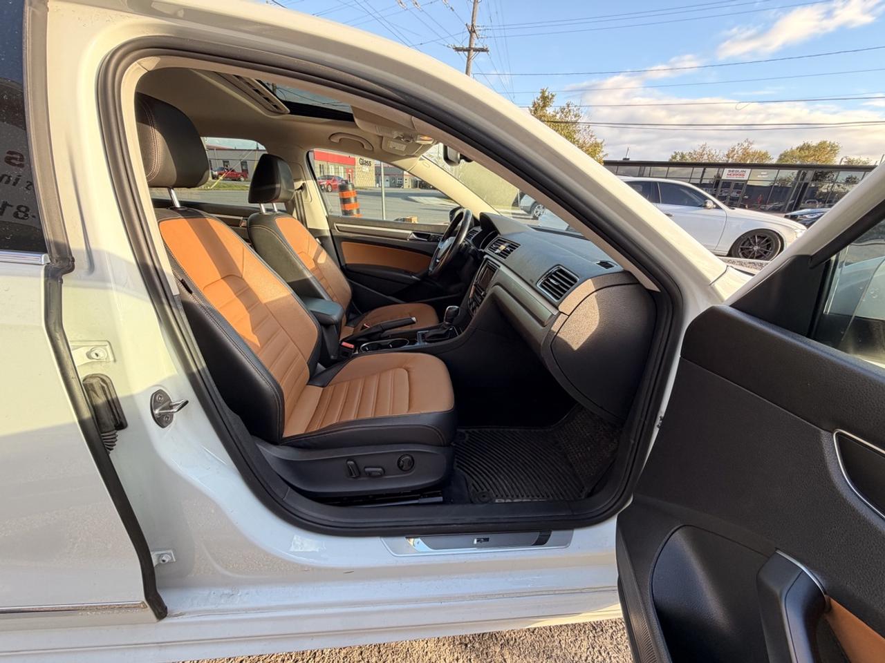 2018 Volkswagen Passat HIGHLINE Photo