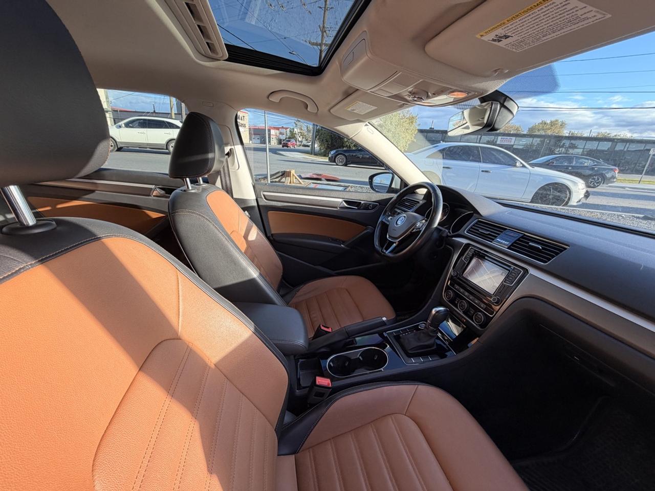 2018 Volkswagen Passat HIGHLINE Photo
