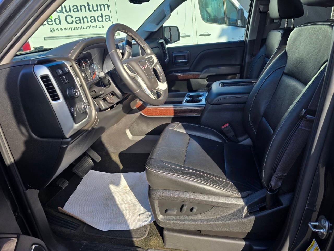 2017 GMC Sierra 1500 4WD CREW CAB SHORT BOX SLT Photo