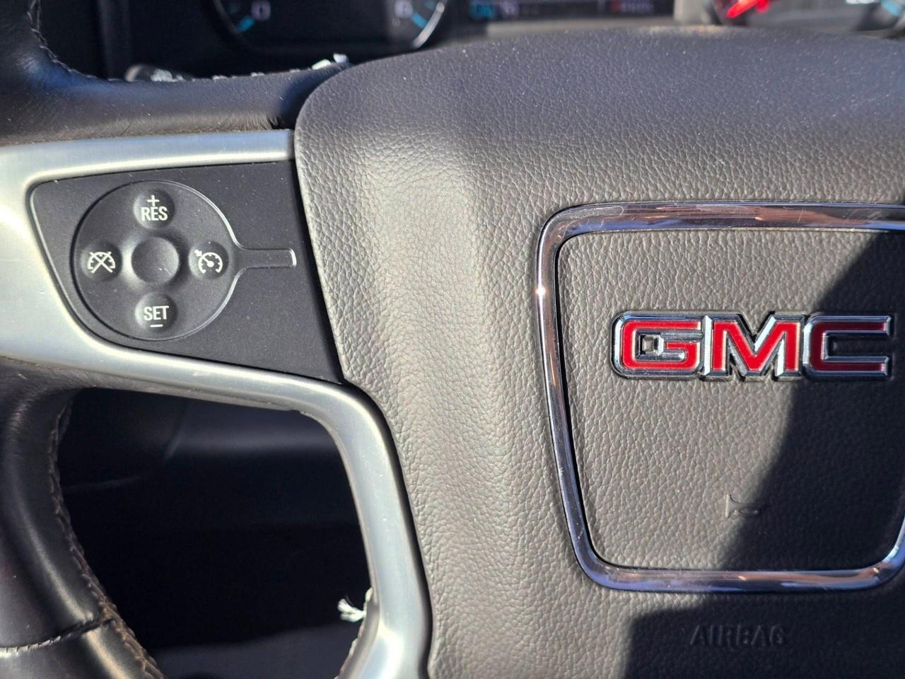 2017 GMC Sierra 1500 4WD CREW CAB SHORT BOX SLT Photo