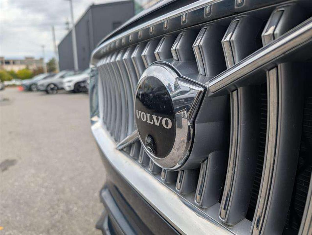 2024 Volvo XC90 B6 Ultimate   6 Seat   Tow   Roof Bars   Clean Photo