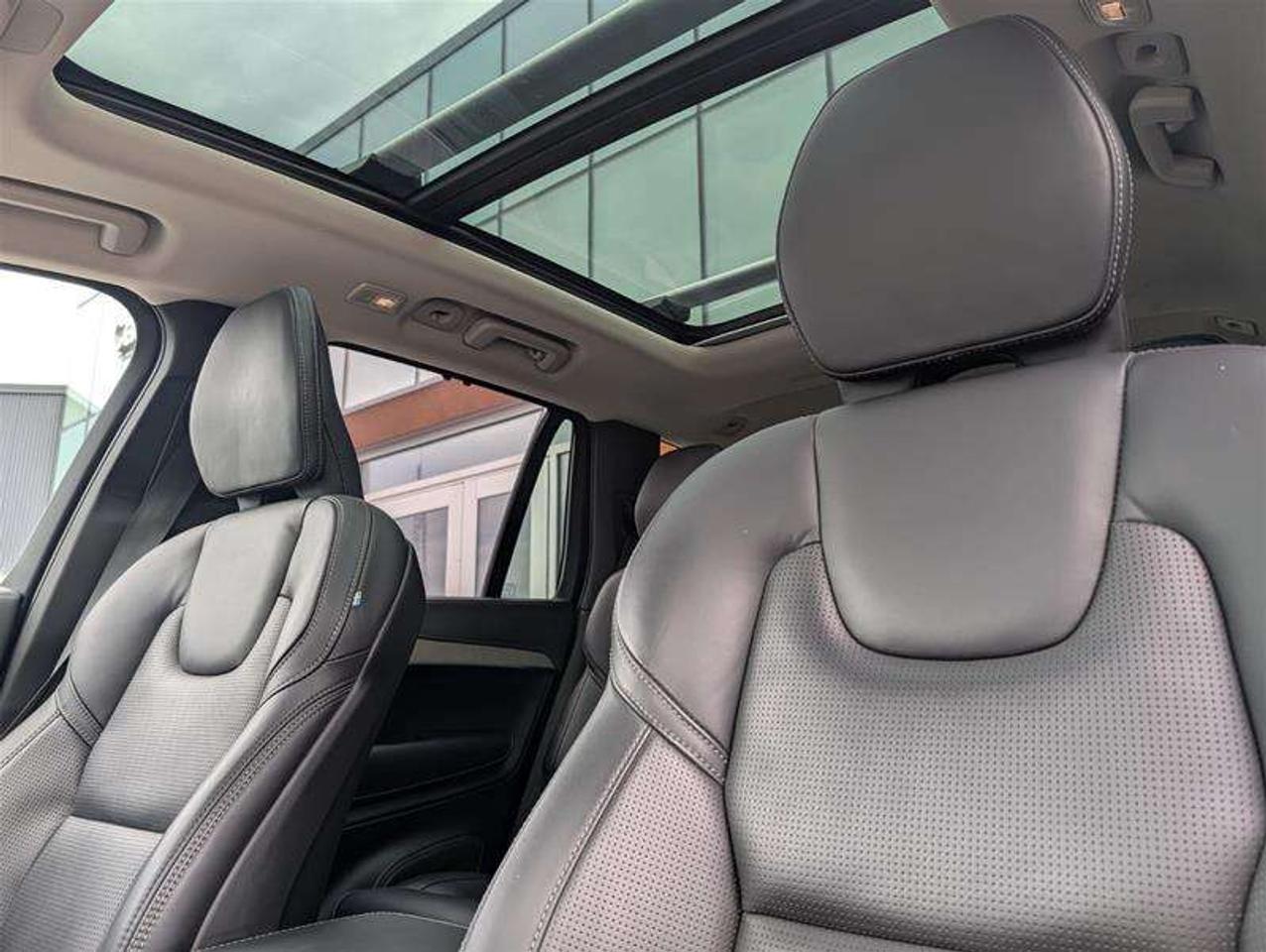 2024 Volvo XC90 B6 Ultimate   6 Seat   Tow   Roof Bars   Clean Photo