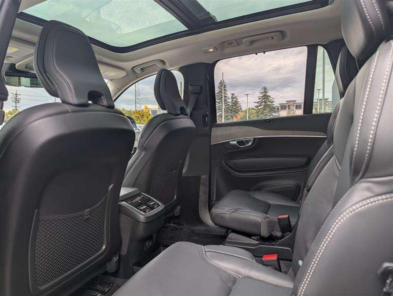 2024 Volvo XC90 B6 Ultimate   6 Seat   Tow   Roof Bars   Clean Photo