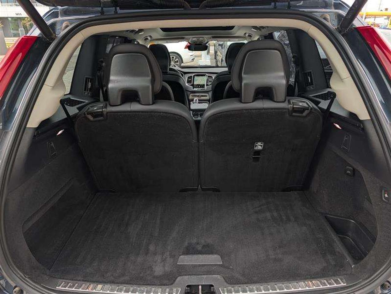 2024 Volvo XC90 B6 Ultimate   6 Seat   Tow   Roof Bars   Clean Photo