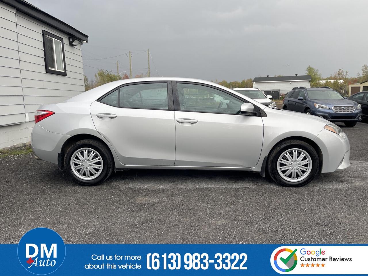 2015 Toyota Corolla LE Photo