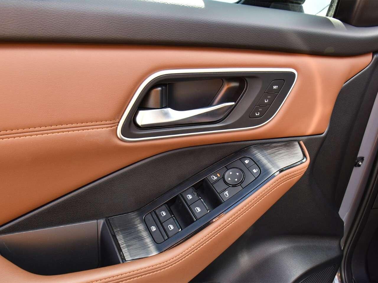 2026 Nissan Rogue Platinum Photo