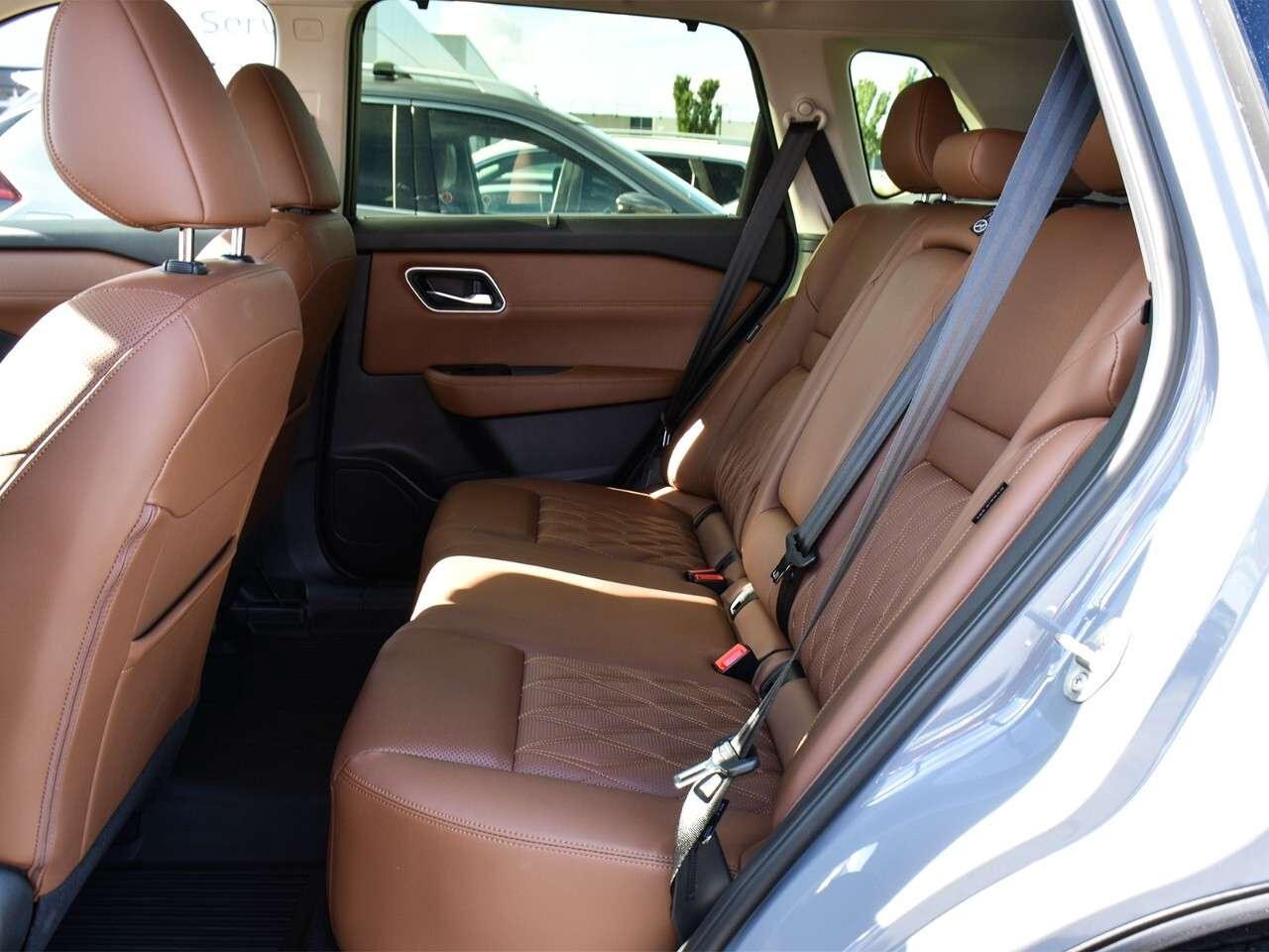 2026 Nissan Rogue Platinum Photo