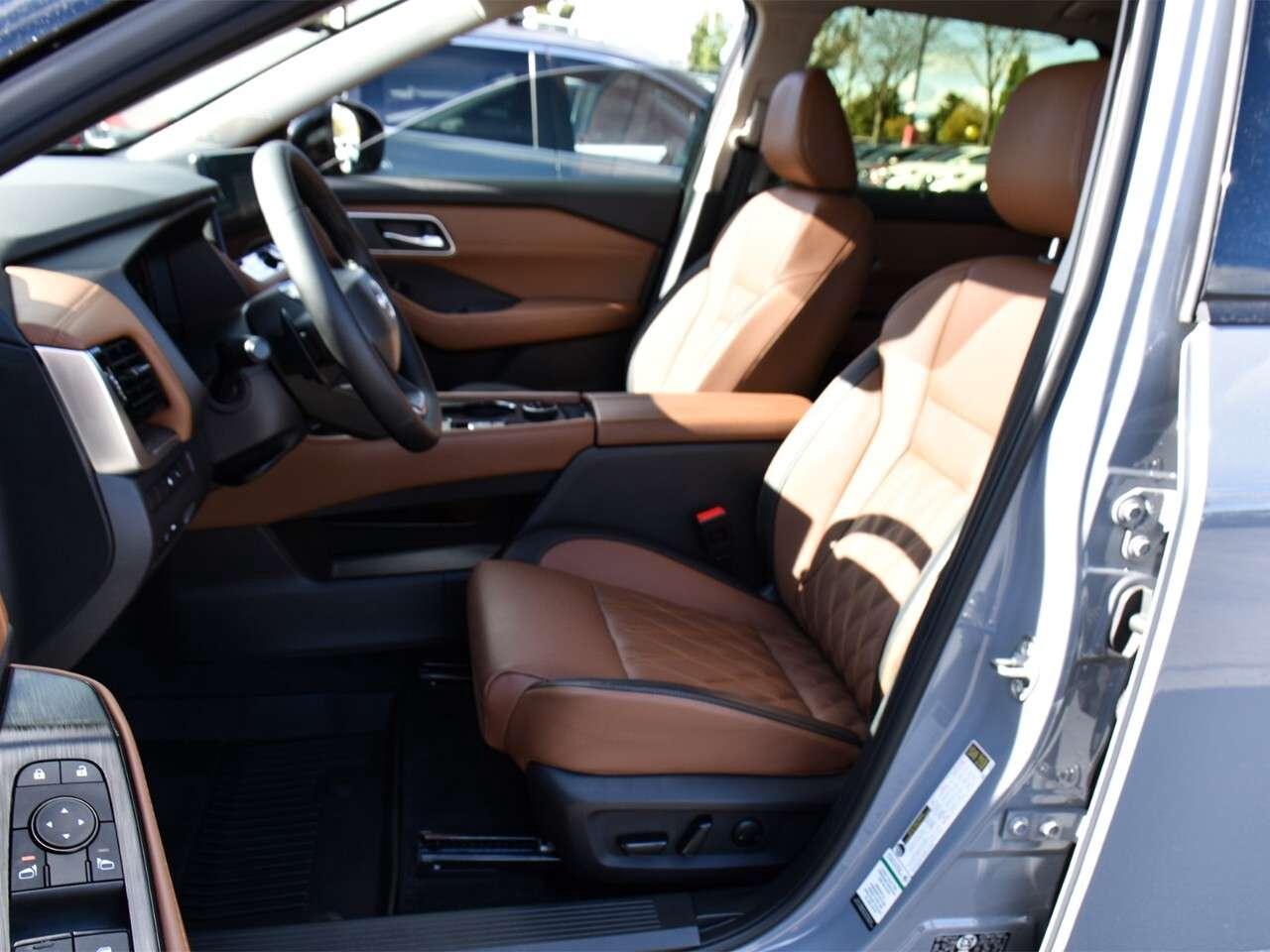 2026 Nissan Rogue Platinum Photo