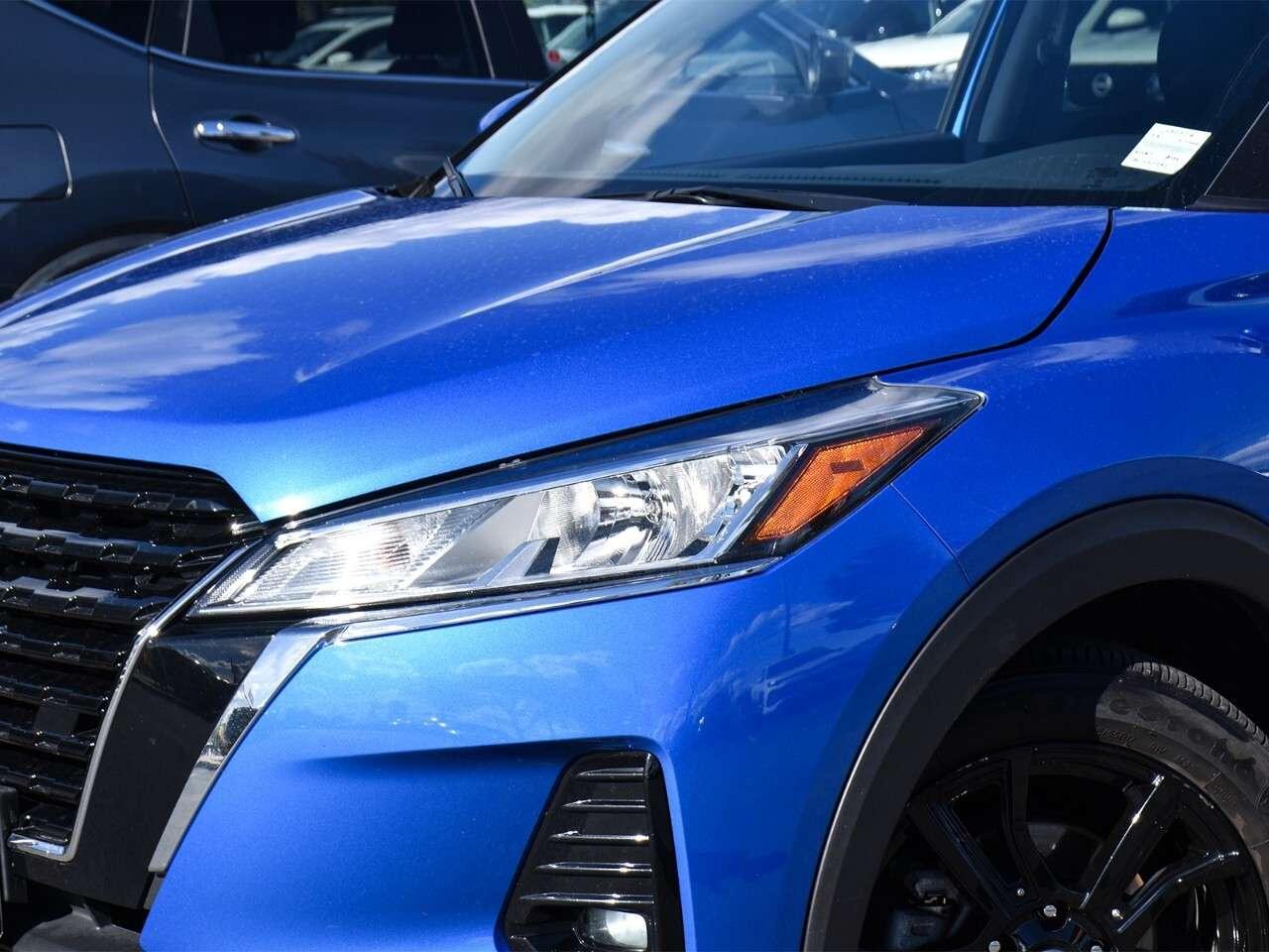 2023 Nissan Kicks SV Photo