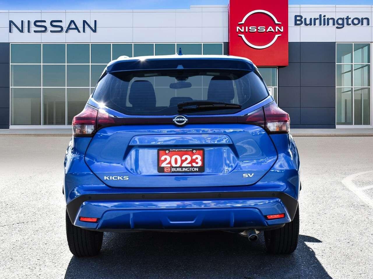 2023 Nissan Kicks SV Photo