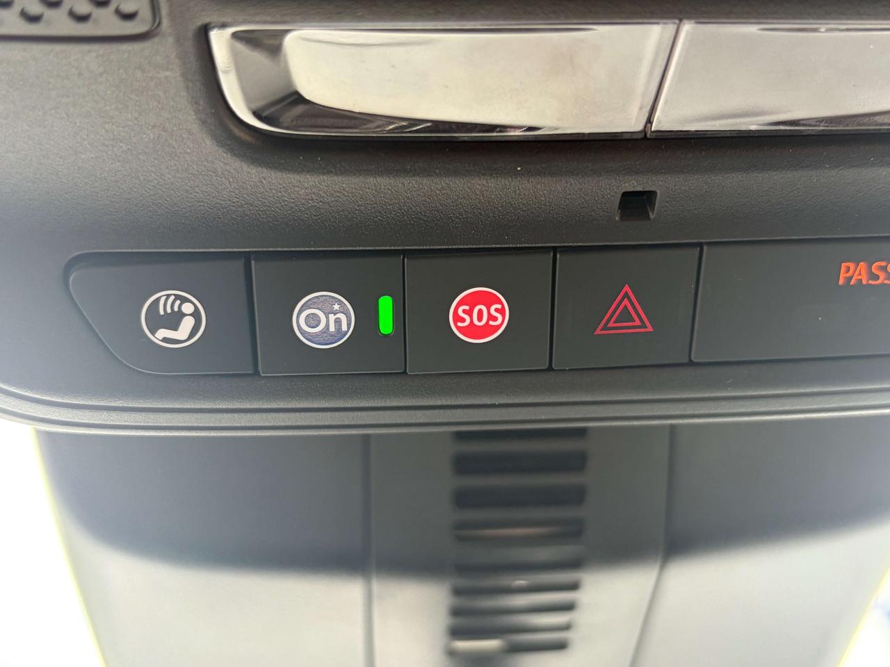 2026 Chevrolet Traverse LT Photo