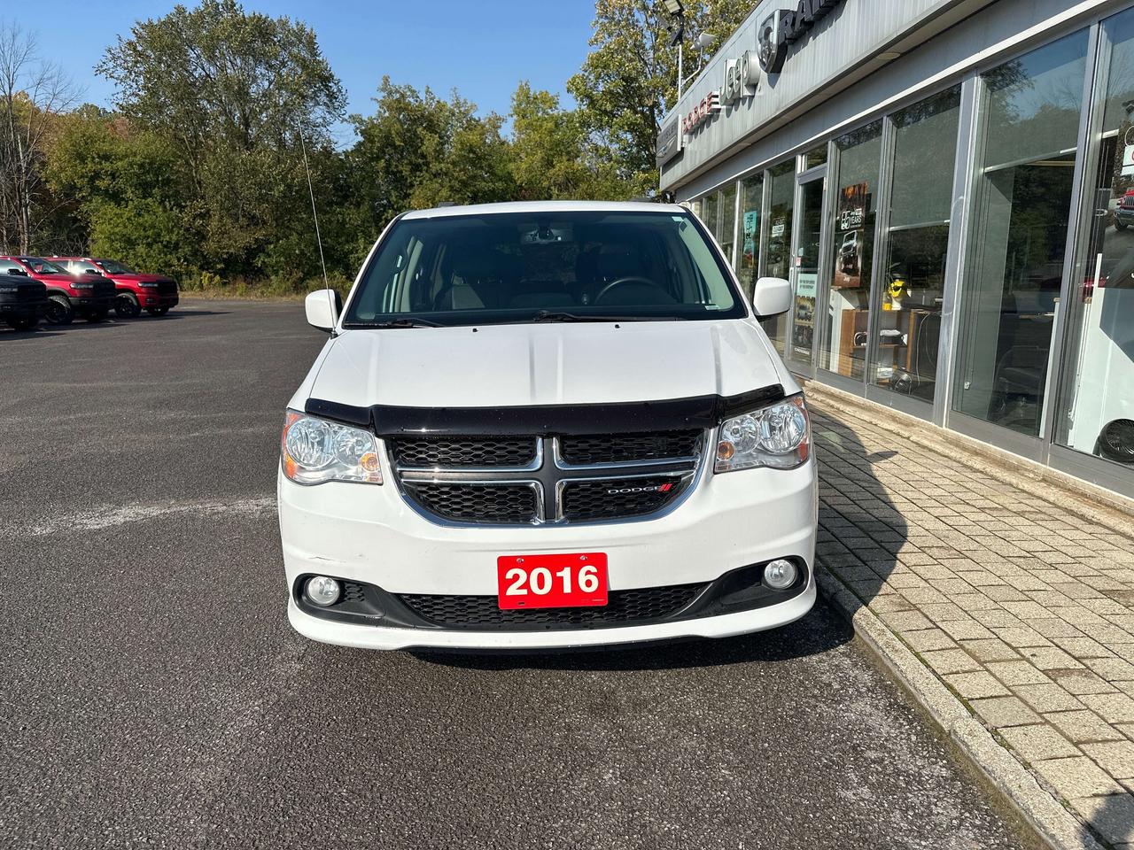 2016 Dodge Grand Caravan Crew Plus Photo