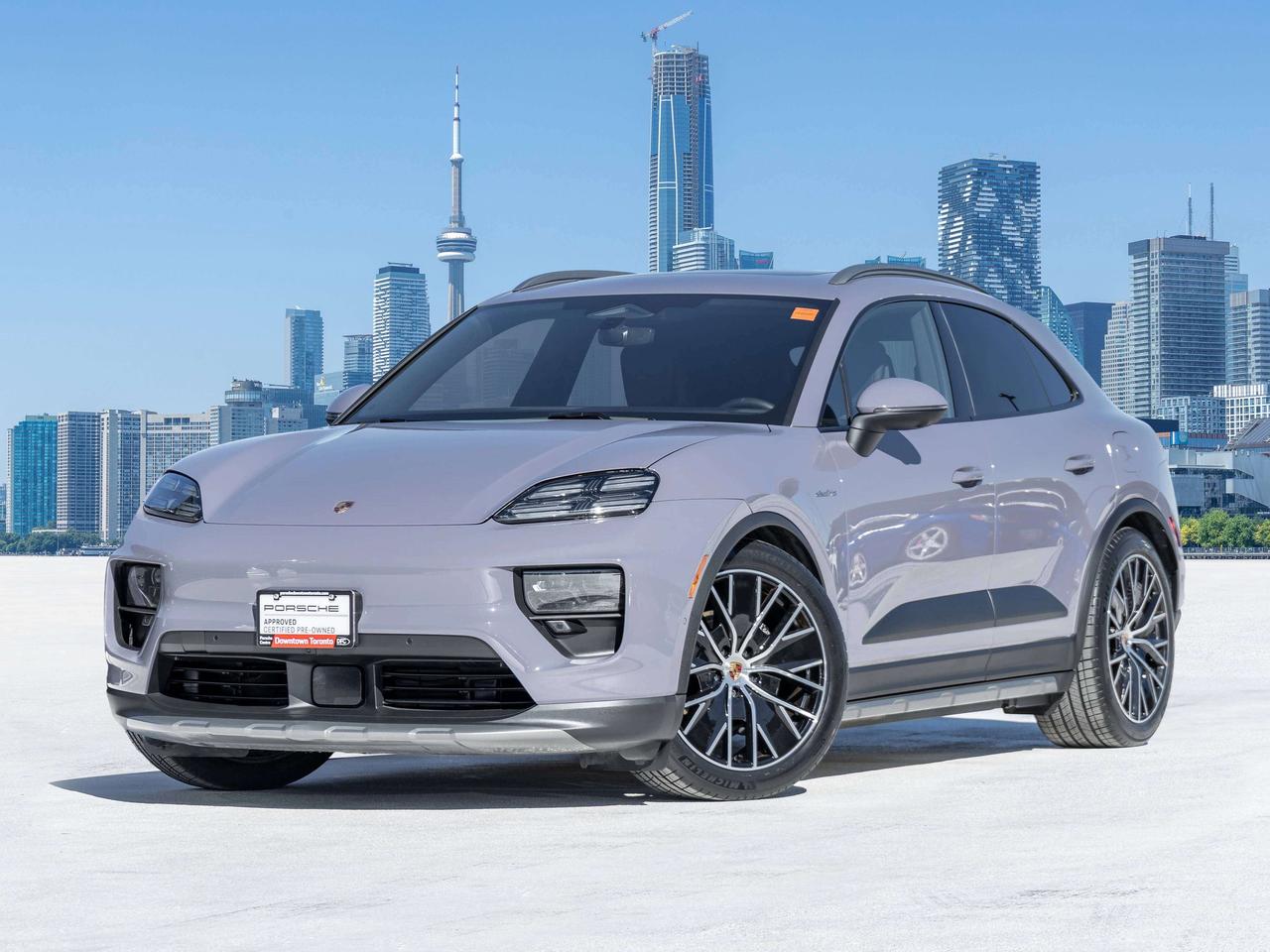 2025 Porsche Macan 21" Macan Design Wheel   No Luxury Tax   CERTIFIED Photo0