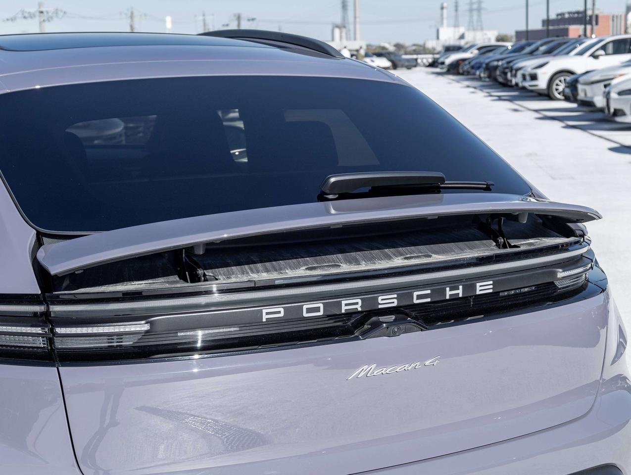 2025 Porsche Macan 21" Macan Design Wheel   No Luxury Tax   CERTIFIED Photo