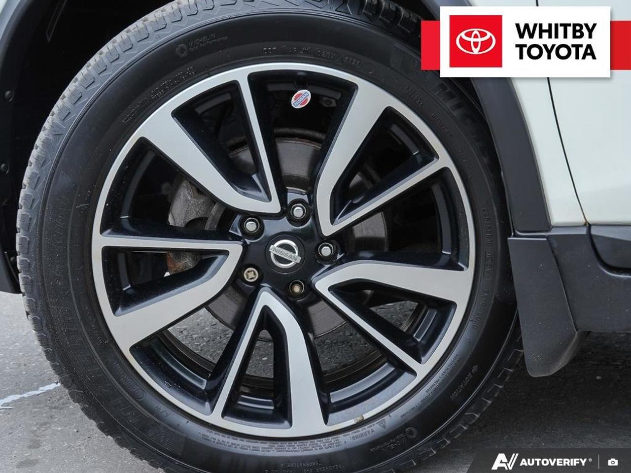 2017 Nissan Rogue SL Platinum 2.5L Photo