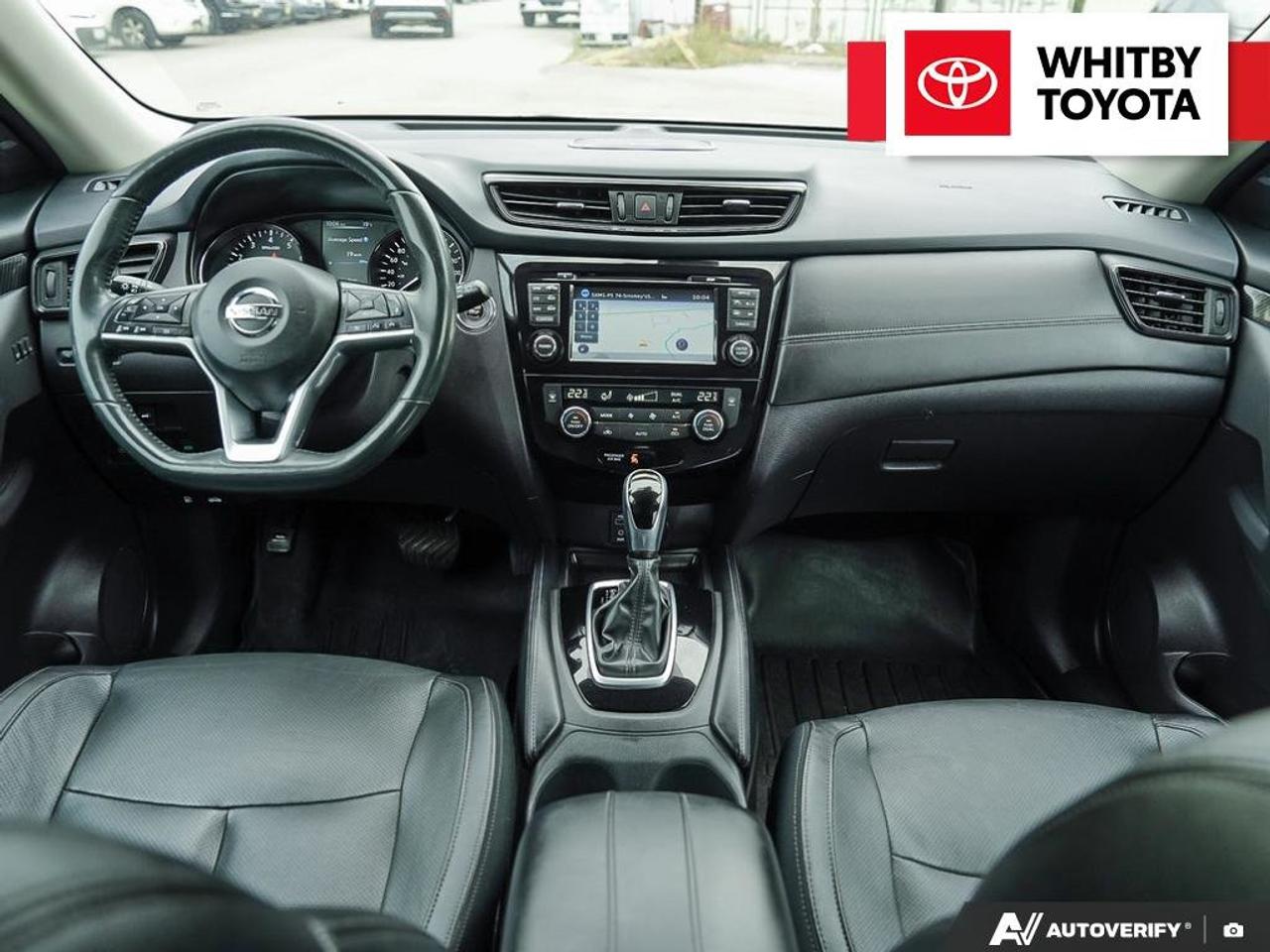2017 Nissan Rogue SL Platinum 2.5L Photo