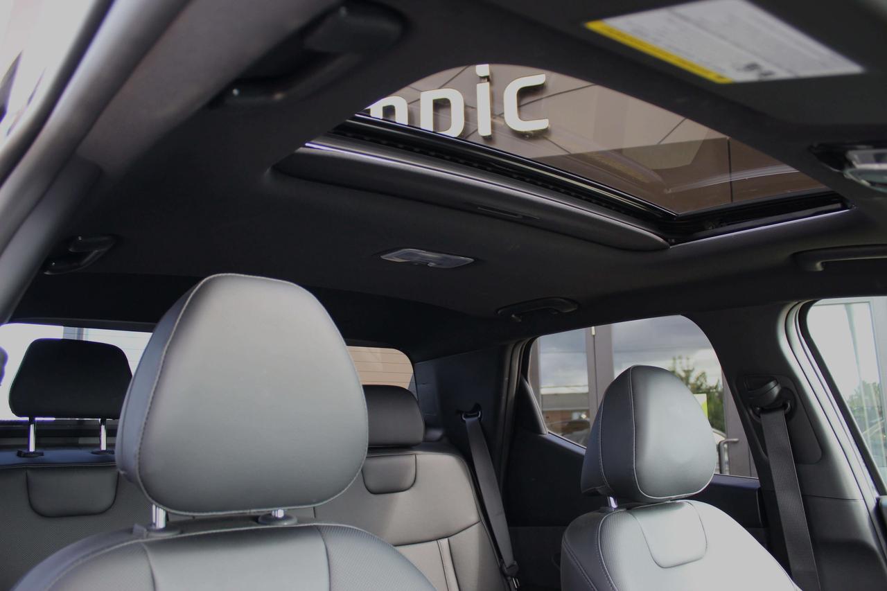 2024 Hyundai Santa Cruz TREND Photo