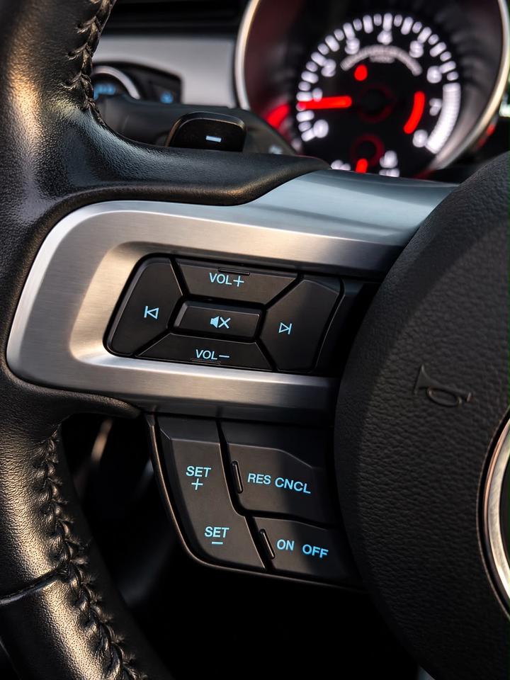 2021 Ford Mustang EcoBoost Premium | Convertible | Alloys | Heated s Photo