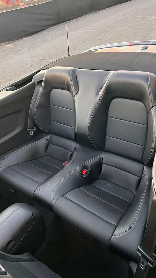 2021 Ford Mustang EcoBoost Premium | Convertible | Alloys | Heated s Photo