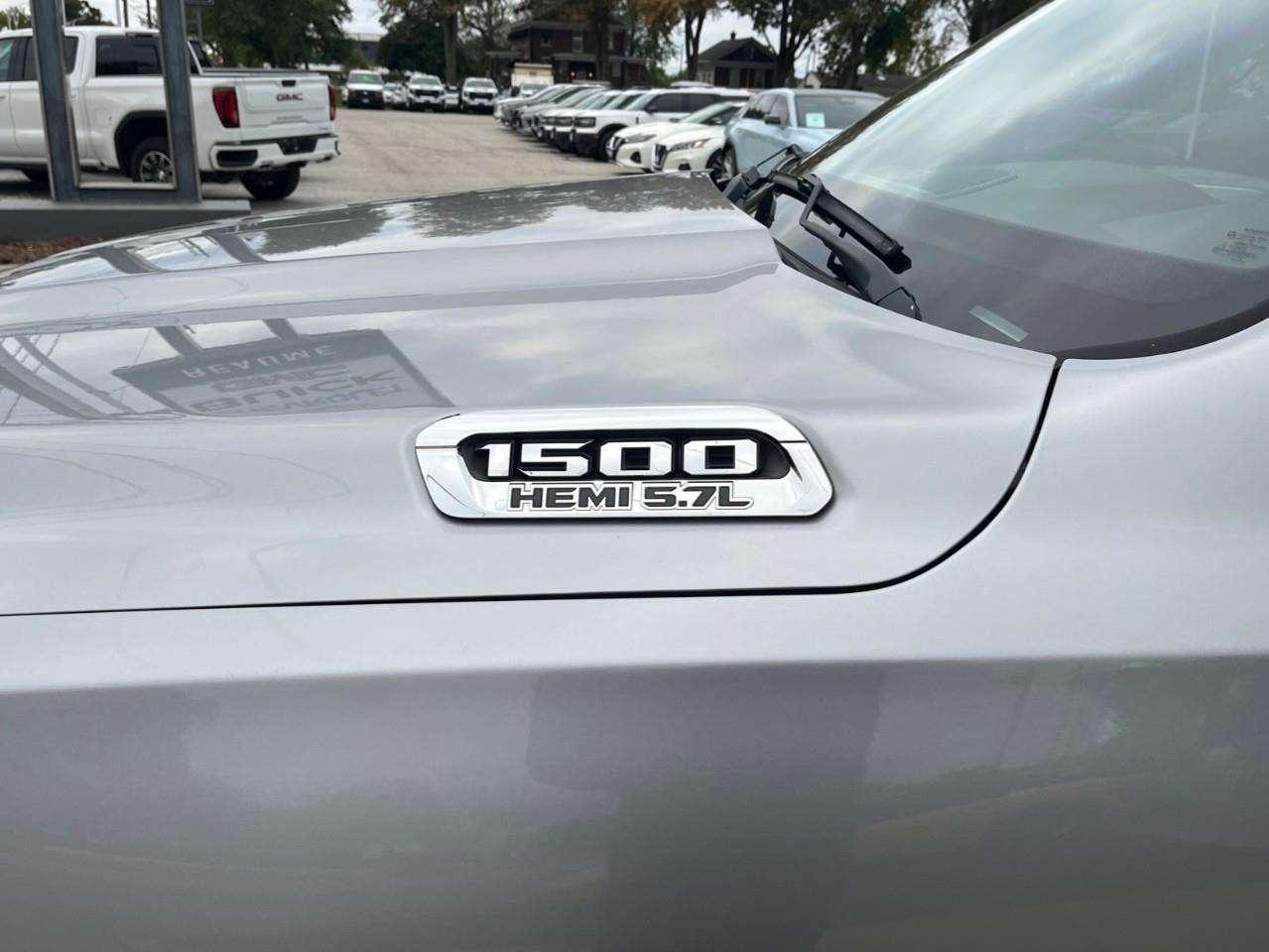 2019 RAM 1500 BIG HORN/LONE STAR CLEAN LOCAL TRADE Photo