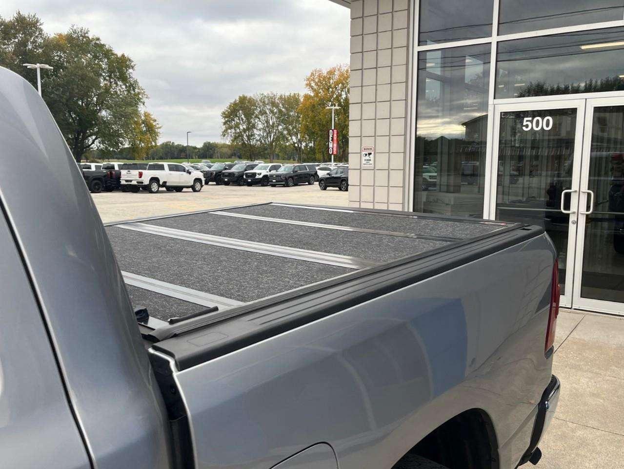 2019 RAM 1500 BIG HORN/LONE STAR CLEAN LOCAL TRADE Photo