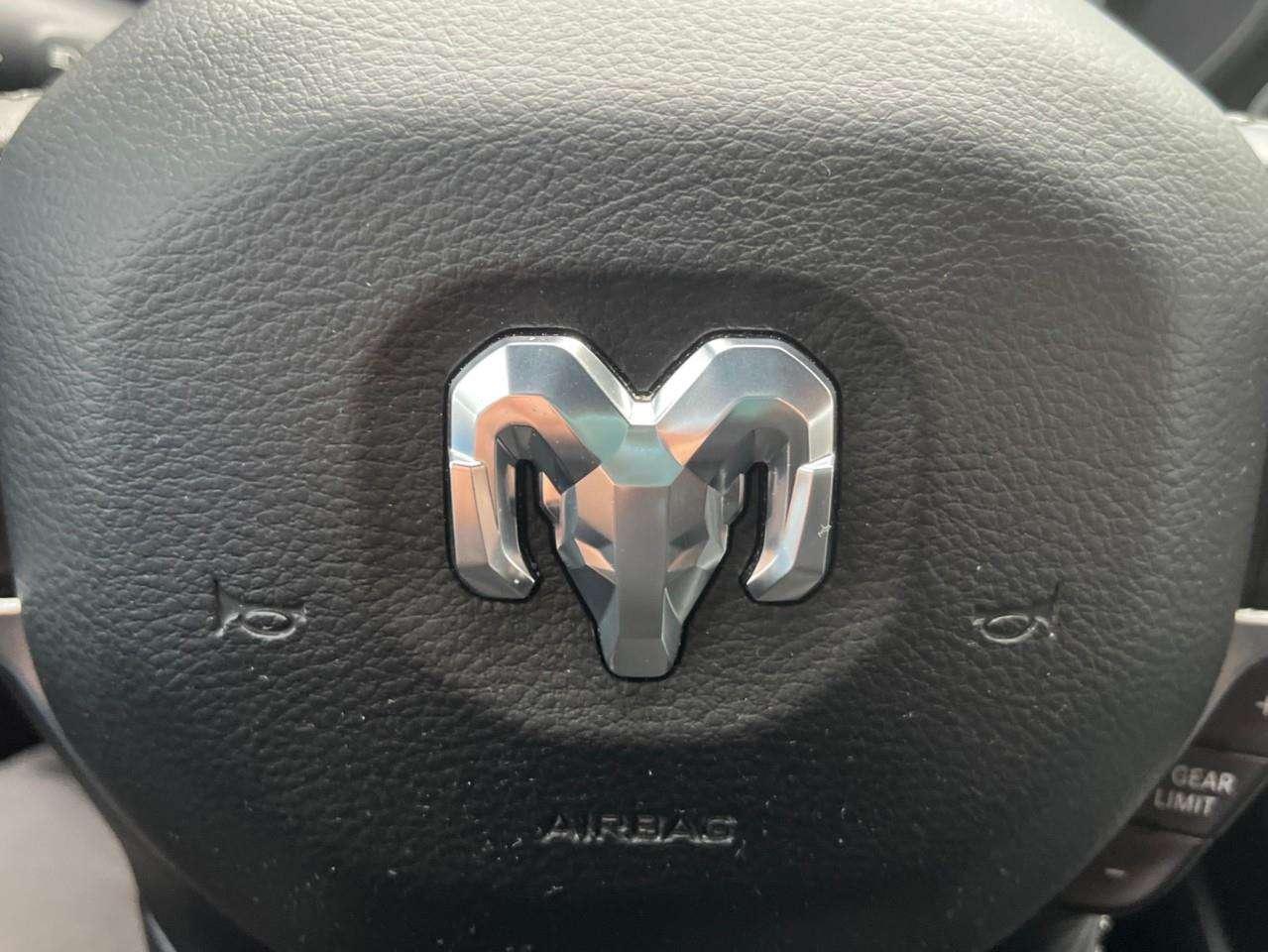 2019 RAM 1500 BIG HORN/LONE STAR CLEAN LOCAL TRADE Photo